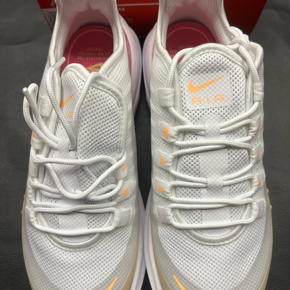 Women’s Nike Air Max Axis Prem - Brand new in box - Size: 6.5 - Picture 5 of 8